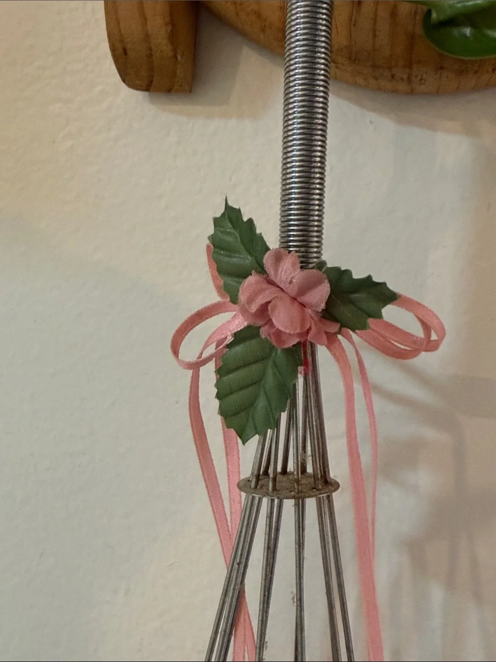 Pink Ribbon Nesting Duck Hanging Wall Decor